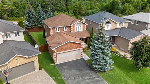 34 Balmoral Pl, Barrie, ON, L4N0Y9 | Card Image