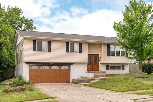 304 Fairway Dr, Fairborn, OH, 45324-4122 | Card Image