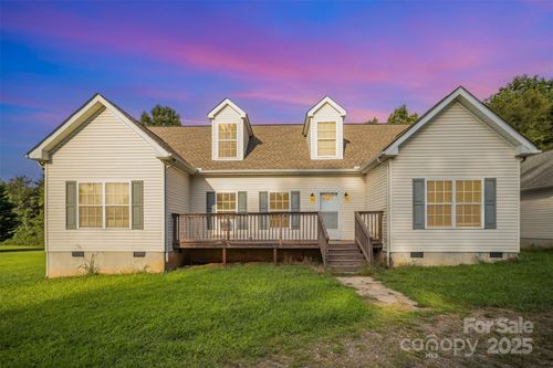 831 Perry Rd, Troutman, NC, 28166-9584 | Card Image