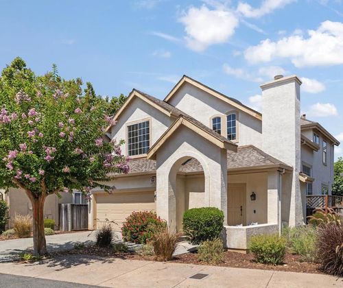 693 Windsor Ter, Sunnyvale, CA, 94087-2329 | Card Image