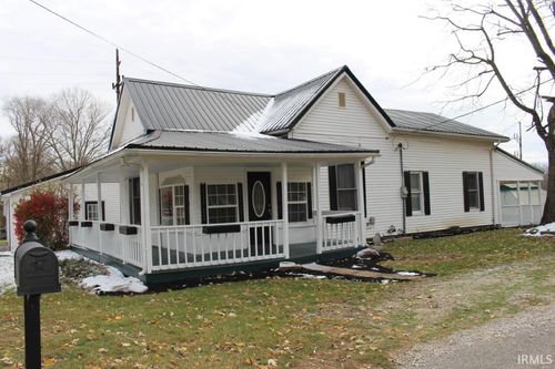 400 E 8th St, Veedersburg, IN, 47987-1243 | Card Image