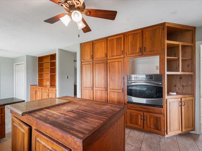 17645 Highway 6, Home with 3 bedrooms, 3 bathrooms and 2 parking in Navasota TX | Image 17