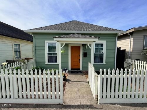 147 N Mcpherson St, Fort Bragg, CA, 95437-3723 | Card Image