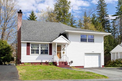 117 Underclyffe Rd, St. Johnsbury, VT, 05819-1035 | Card Image