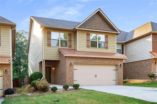 317 Clover Brook Dr, Locust Grove, GA, 30248-3692 | Card Image