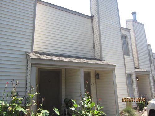 631 Cedarwood Dr, Mandeville, LA, 70471-2888 | Card Image