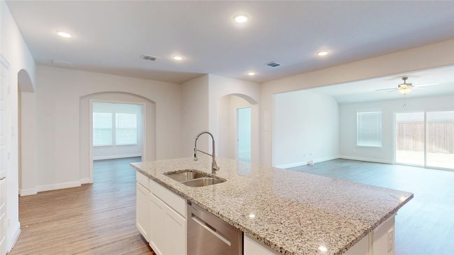 2135 Erika Ln, House other with 3 bedrooms, 2 bathrooms and null parking in Forney TX | Image 9