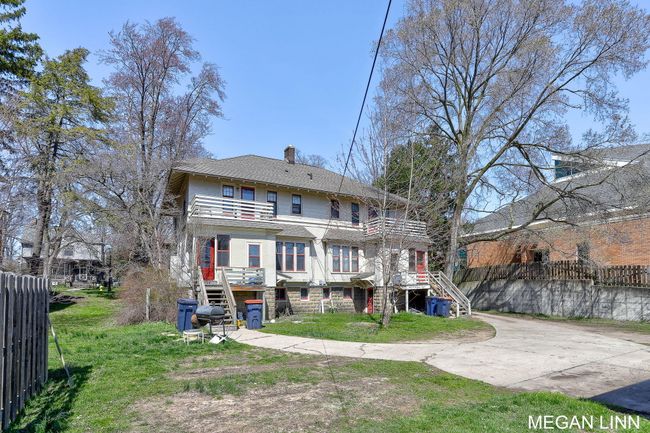 186 W 12 Th St, House other with 6 bedrooms, 3 bathrooms and null parking in Holland MI | Image 8