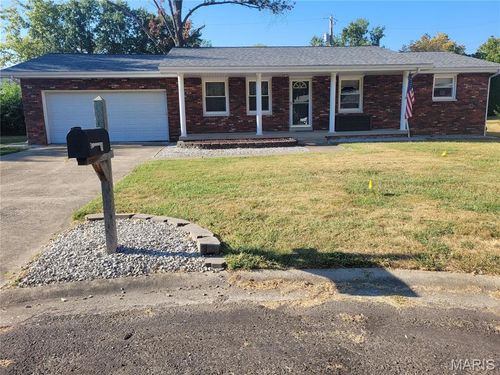 20 Pin Oak Dr, Highland, IL, 62249-2337 | Card Image