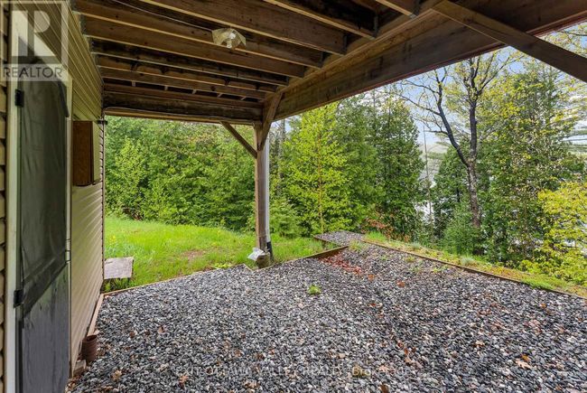 28084 Highway 41, House other with 5 bedrooms, 2 bathrooms and 5 parking in Renfrew ON | Image 39