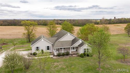 26044 State Highway 3, Dow, IL, 62022-3440 | Card Image