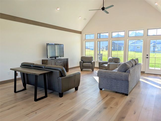 585 Dayton St Se, House other with 3 bedrooms, 3 bathrooms and null parking in Ronan MT | Image 5
