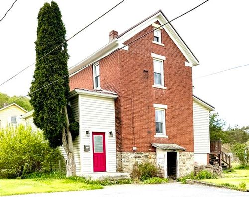 268 Zigler St, Central City, PA, 15926-1052 | Card Image