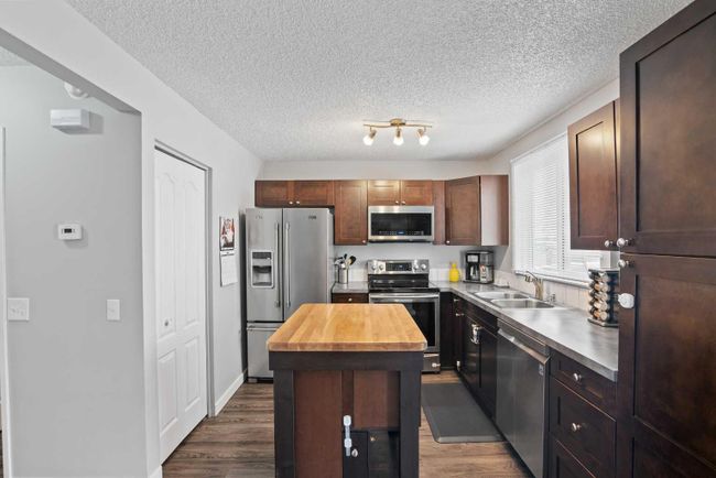 719 Whitehill Way Ne, Home with 3 bedrooms, 1 bathrooms and 2 parking in Calgary AB | Image 11