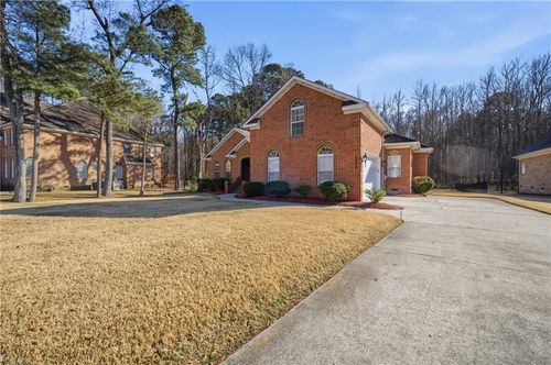 1101 Old Vintage Rd, Chesapeake, VA, 23322-8875 | Card Image