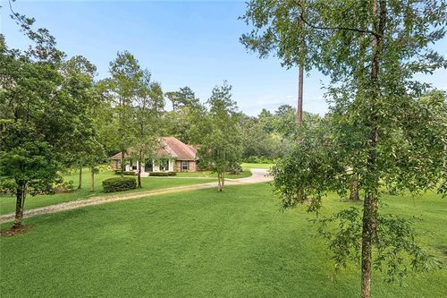 80082 Woodland Dr, Bush, LA, 70431-2641 | Card Image