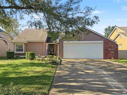2467 Brookside Drive, Lawrence, KS, 66047 | Card Image
