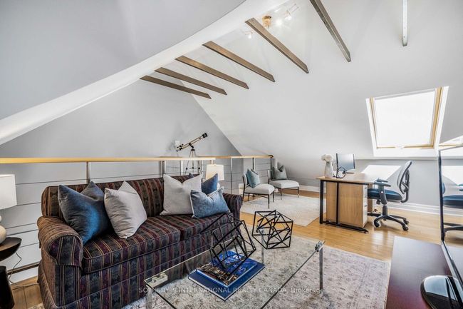 87 W Lodge Ave, House attached with 3 bedrooms, 2 bathrooms and null parking in Toronto ON | Image 36