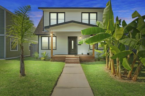 2109 New Jersey St, Baytown, TX, 77520-6049 | Card Image