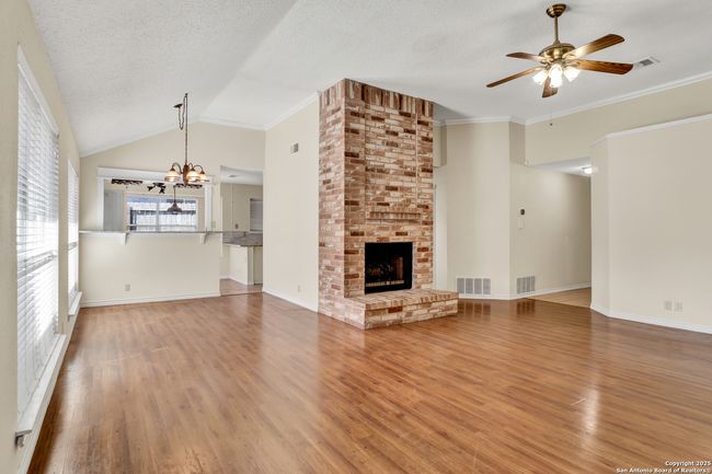 11401 Forest Elf, House other with 4 bedrooms, 2 bathrooms and null parking in Live Oak TX | Image 8