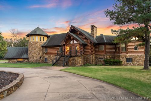 13468 N Highway 10, Tahlequah, OK, 74464-8516 | Card Image