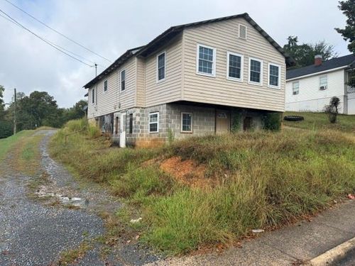 227 Mcconnell Rd, Calhoun, GA, 30701-2323 | Card Image