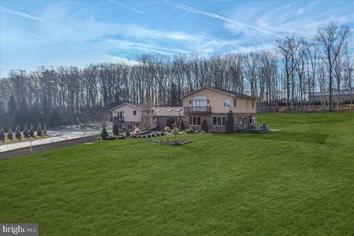 374 Packer Drive, Weatherly, PA, 18255 | Card Image