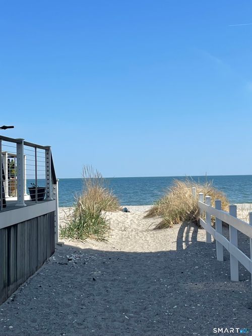 784 E Broadway, Milford, CT, 06460-6239 | Card Image