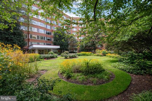 419-4000 Tunlaw Rd Nw, WASHINGTON, DC, 20007-4843 | Card Image