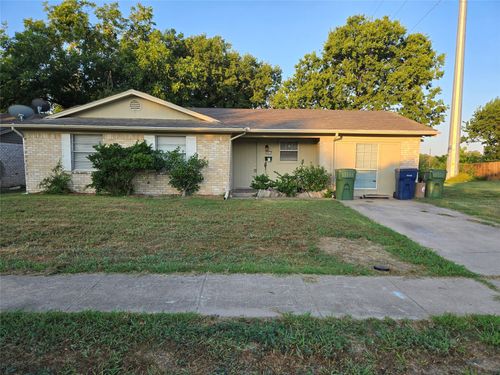 4825 Miami Dr, Garland, TX, 75043-2661 | Card Image