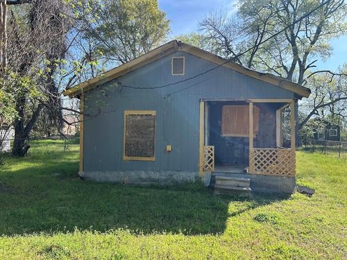 304 Callier St, Palestine, TX, 75803-3204 | Card Image