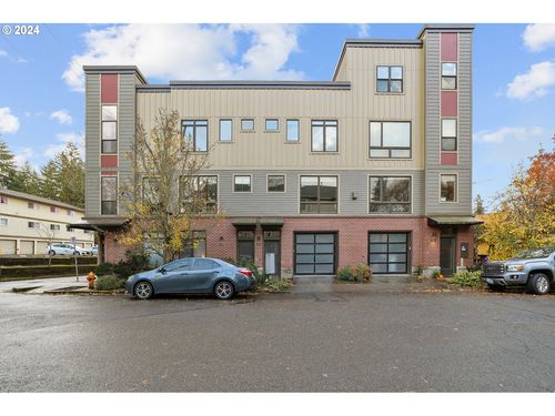 3412 Sw Moss St, Portland, OR, 97219-2473 | Card Image