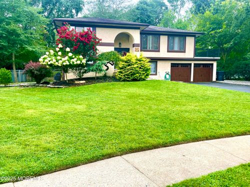 5 Blackfoot Ct, Toms River, NJ, 08753-3408 | Card Image