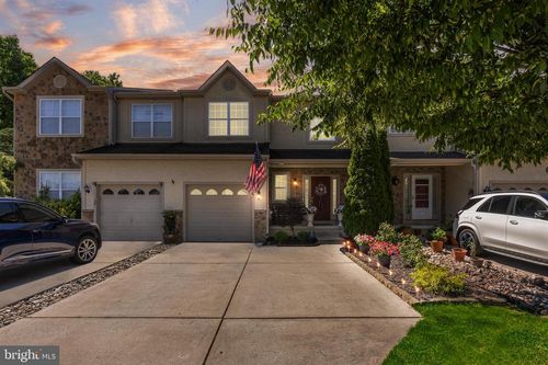 25 Glacier Dr, BERLIN, NJ, 08009-9377 | Card Image