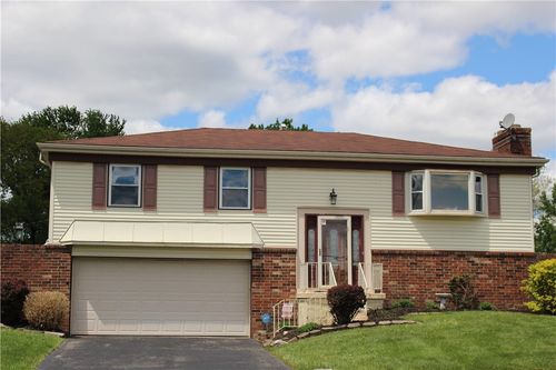 7031 Union Schoolhouse Rd, Dayton, OH, 45424-5206 | Card Image
