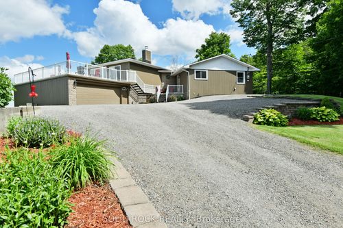 834 Storyland Rd, Renfrew, ON, K7V3Z8 | Card Image