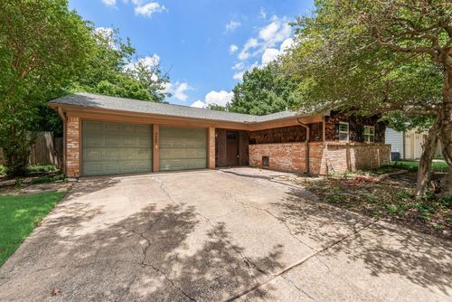 716 Gaylewood Dr, Richardson, TX, 75080-4104 | Card Image