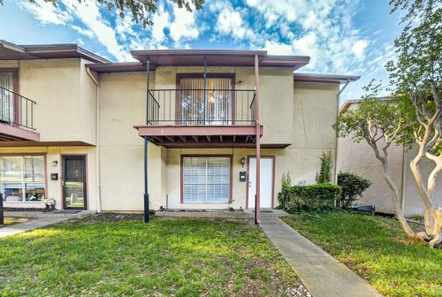 32-5618 Marina Dr, Garland, TX, 75043-4219 | Card Image