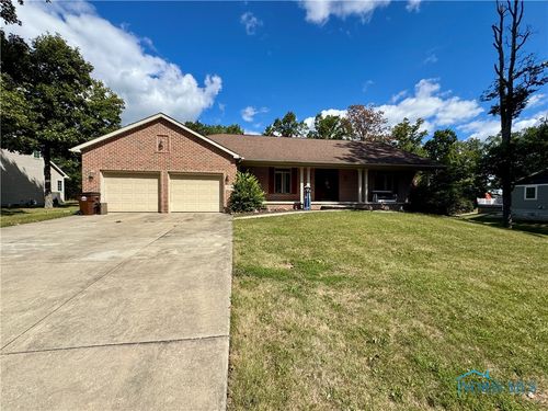 1935 Edgewood Dr, Defiance, OH, 43512-3675 | Card Image