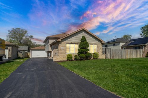16428 Turner Ave, Markham, IL, 60428-5530 | Card Image