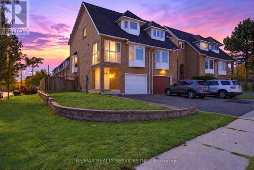 66 Clansman Trail, Mississauga (Hurontario), ON, L4Z3M4 | Card Image