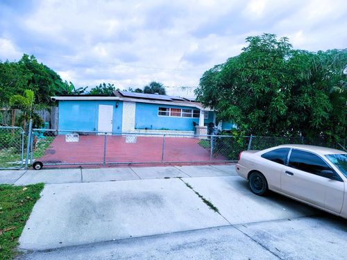 5137 45th St, West Palm Beach, FL, 33407-1603 | Card Image