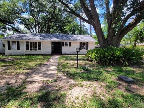 3318 Halsey St, Alexandria, LA, 71301-3909 | Card Image