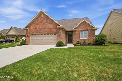 1543 Winterwood Ct, Bowling Green, OH, 43402-5238 | Card Image