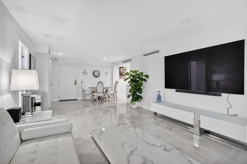 1408-5225 Collins Ave, Miami Beach, FL, 33140-2570 | Card Image