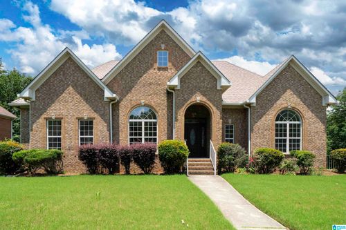 1819 Calgary Dr, Bessemer, AL, 35022-5801 | Card Image