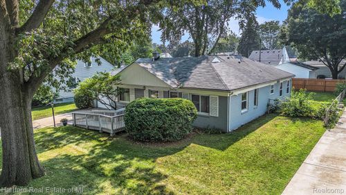 1915 Clifton Ave, Royal Oak, MI, 48073-4183 | Card Image