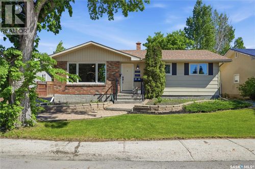 110 Laubach Cres, Regina, SK, S4S6M3 | Card Image