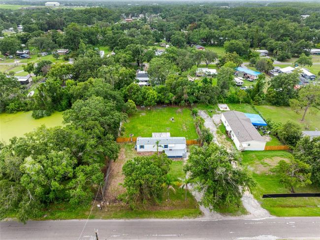 8714 N Meadowview Cir, House other with 2 bedrooms, 2 bathrooms and null parking in Tampa FL | Image 37