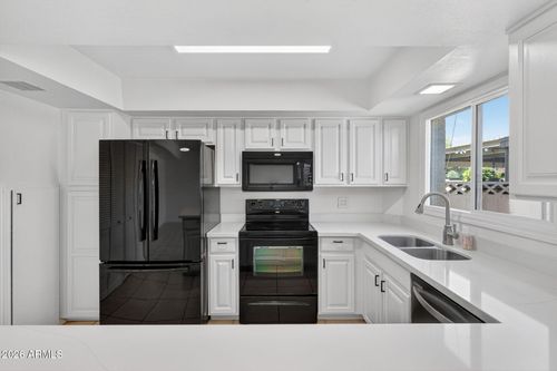 8548 E Mcdonald Drive, Scottsdale, AZ, 85250 | Card Image